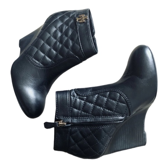 Tory Burch Quilted Wedge Bootie Black size 8 M - Picture 2 of 13